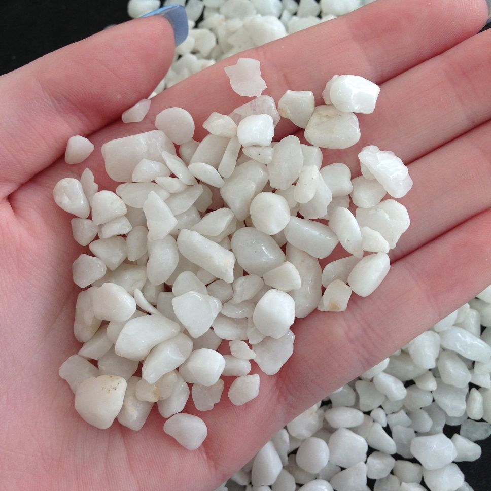 White Quartz Chips - 250gm Pack White Quartz Chips - 250gm Pack